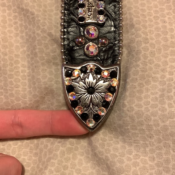 SOLD. B.B belt (B.B Simon) belt black with swarovski crystal all around - Picture 8 of 8